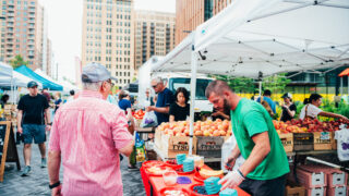 Met Park Tuesday Farmers Market