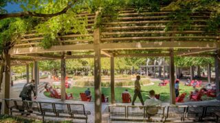 Crystal City Courtyard Green